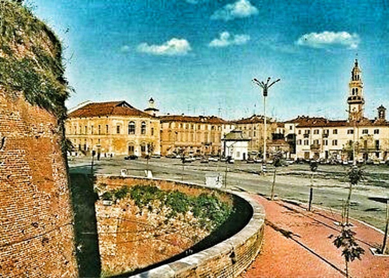 Appartamento La Paleologa Casale Monferrato Exteriör bild